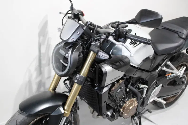 Honda CB 650 R E-Clutch (2024 - 26) (9)