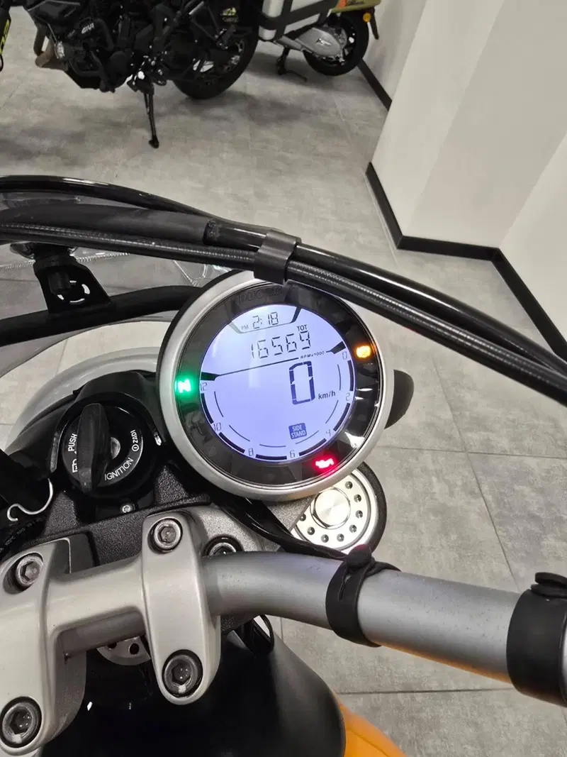 Ducati Scrambler 800 Classic (2015 - 16) (5)