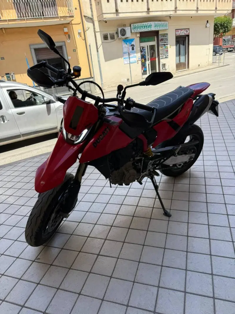Ducati Hypermotard 698 Mono (2024 - 26) (5)