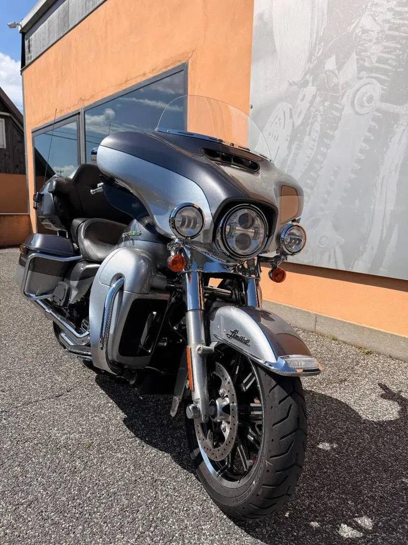 Harley-Davidson 1690 Electra Glide Ultra Limited (2014 - 15) - FLHTK (2)