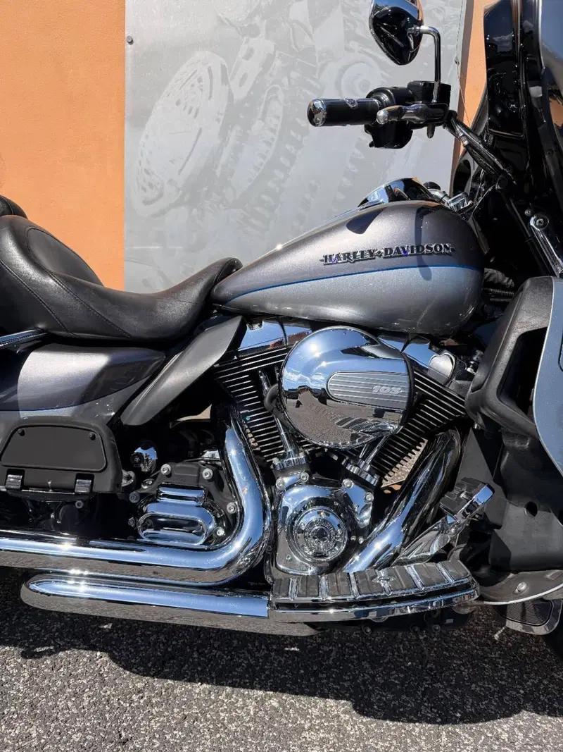 Harley-Davidson 1690 Electra Glide Ultra Limited (2014 - 15) - FLHTK (9)
