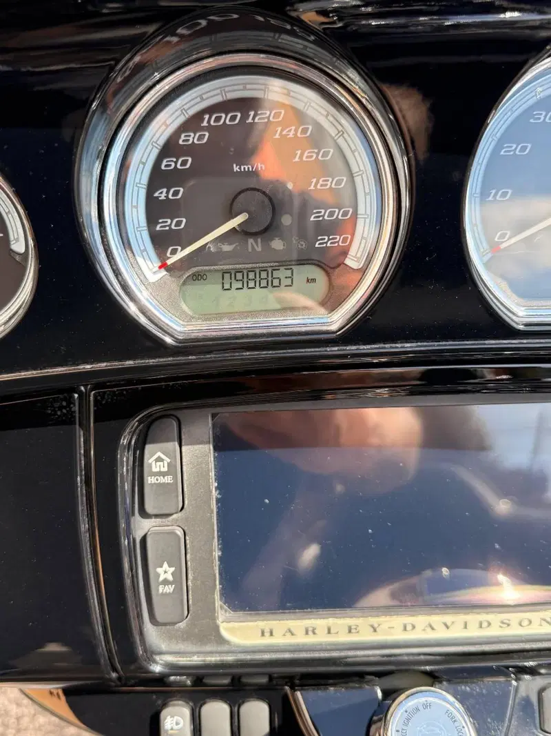 Harley-Davidson 1690 Electra Glide Ultra Limited (2014 - 15) - FLHTK (10)
