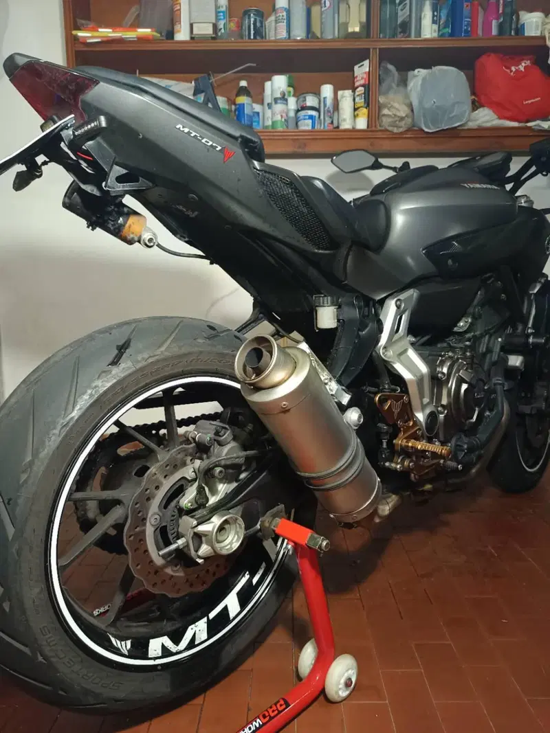 Yamaha MT-07 (2014 - 16) (4)