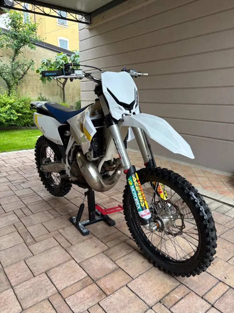Husqvarna TE 250 (2014) (2)