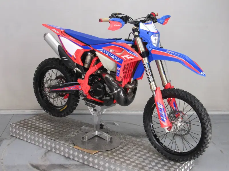 Betamotor RR 250 2T Enduro Race (2025) (3)