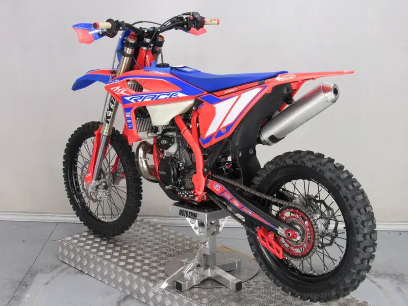 Betamotor RR 250 2T Enduro Race (2025) (6)