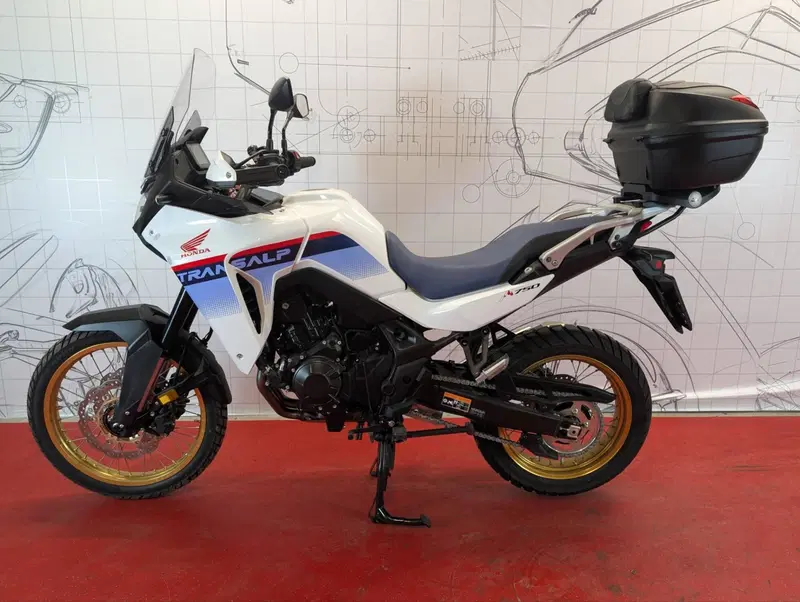 Honda Transalp XL750 (2023 - 24) (7)