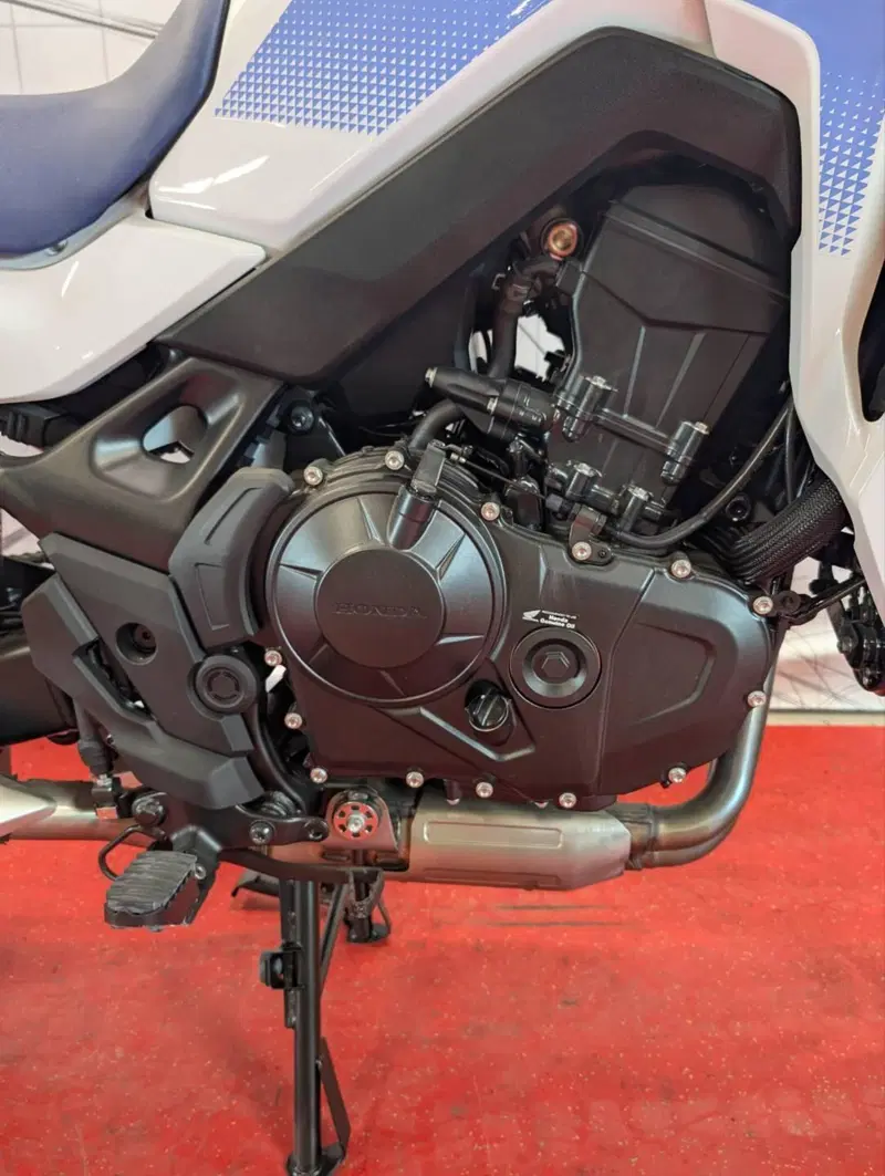 Honda Transalp XL750 (2023 - 24) (13)