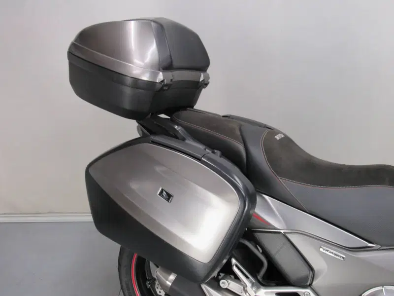Honda Integra 750 DCT Sport (2017) (10)