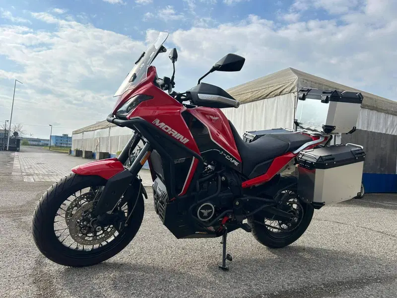 Moto Morini X-Cape 650 (2021 - 26) (5)