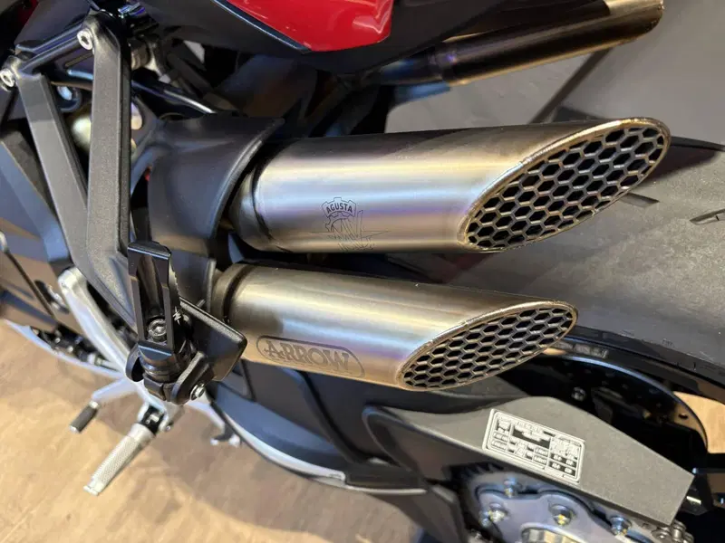 MV Agusta Brutale 1000 RS (2022 - 26) (3)