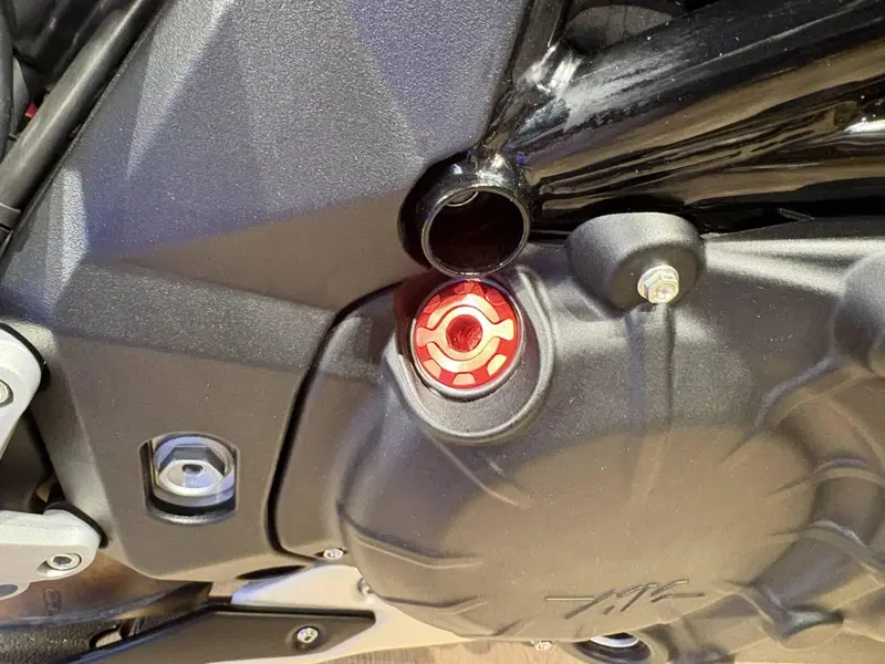 MV Agusta Brutale 1000 RS (2022 - 26) (11)