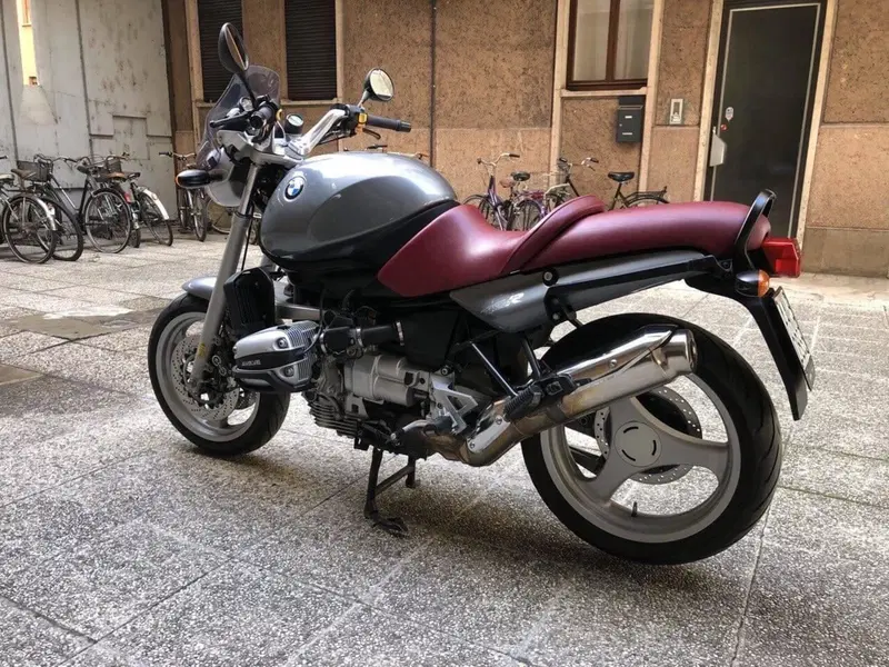 Bmw r1100r (7)