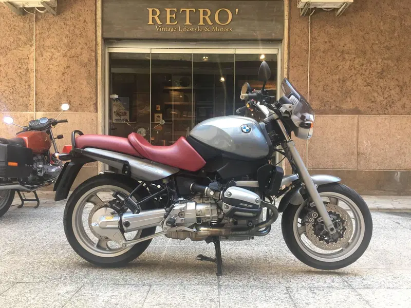 Bmw r1100r (11)