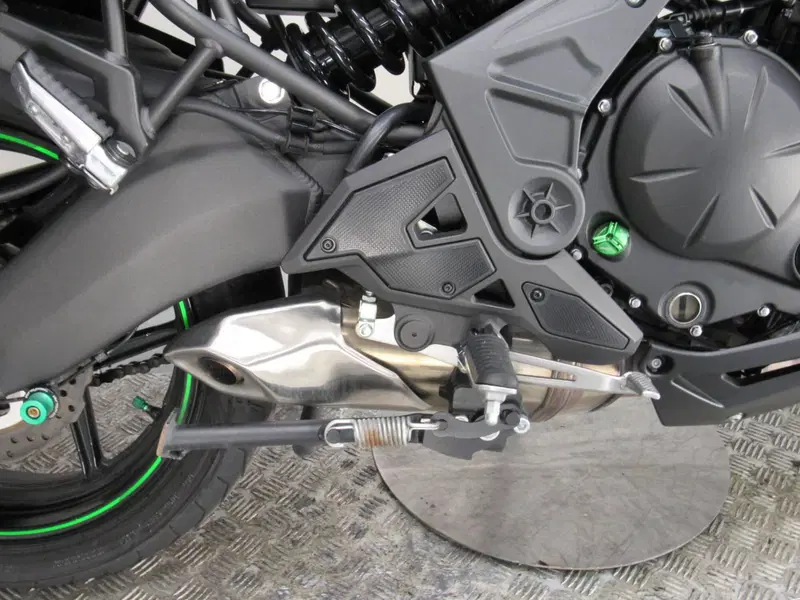 Kawasaki Versys 650 Tourer (2022 - 24) (11)