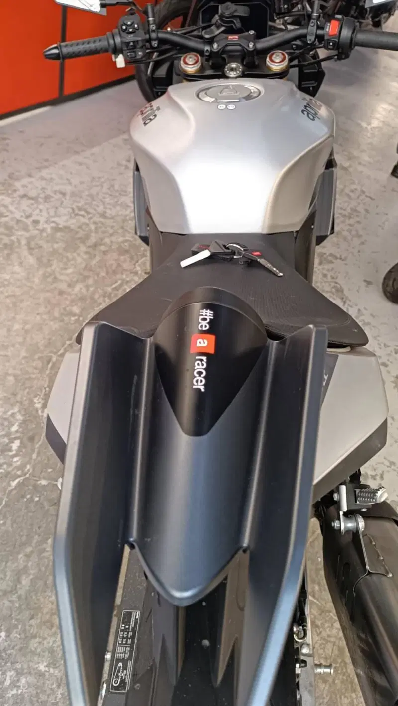 Aprilia Tuono V4 (2025 - 26) (8)
