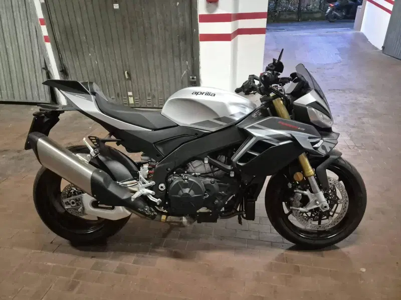 Aprilia Tuono V4 (2025 - 26) (14)
