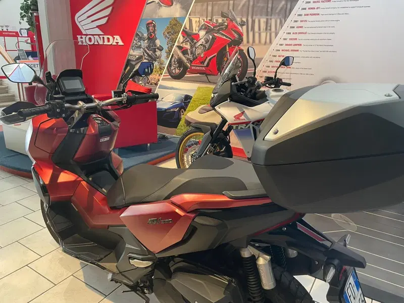 Honda ADV 350 (2022 - 24) (3)