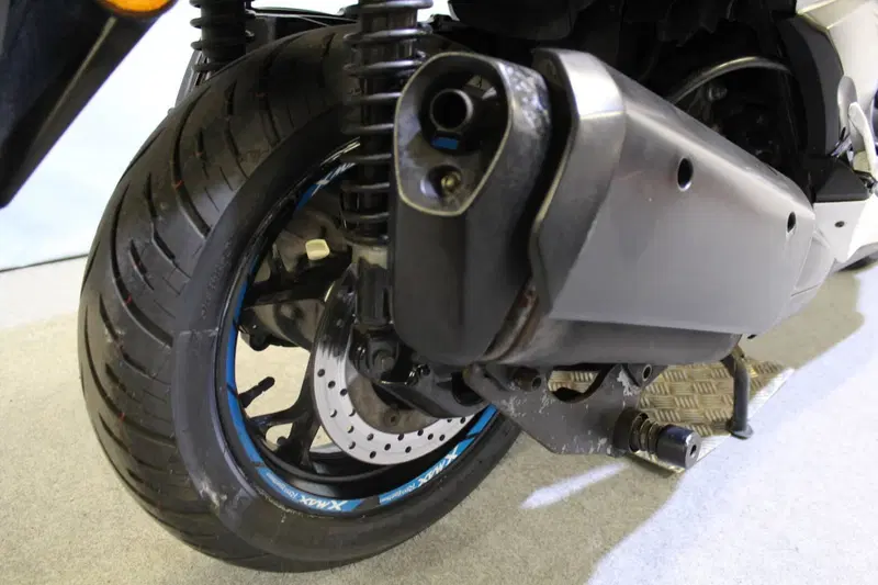 Yamaha X-Max 300 ABS (2017 - 20) (6)