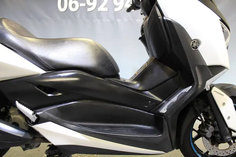 Yamaha X-Max 300 ABS (2017 - 20) (9)