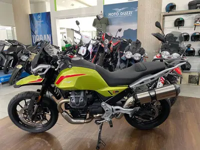 Moto Guzzi V85 Strada (2024 - 26) nuova