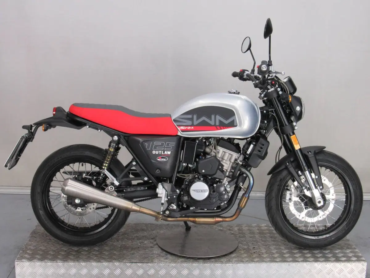 Swm Outlaw 125 (2021 - 23) (2)