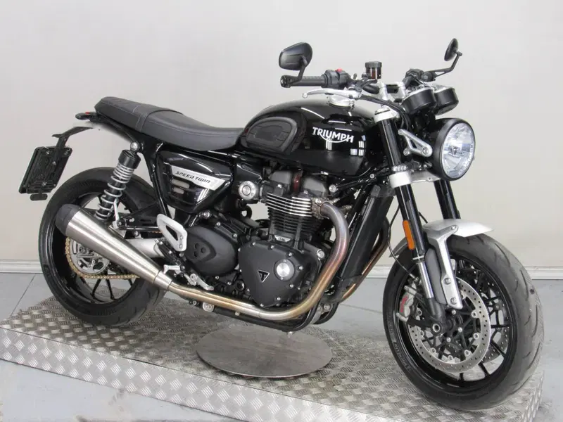 Triumph Speed Twin 1200 (2021 - 24) (3)