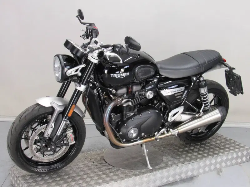 Triumph Speed Twin 1200 (2021 - 24) (4)