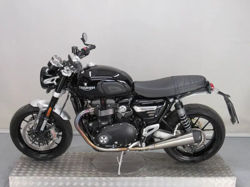 Triumph Speed Twin 1200 (2021 - 24) (5)