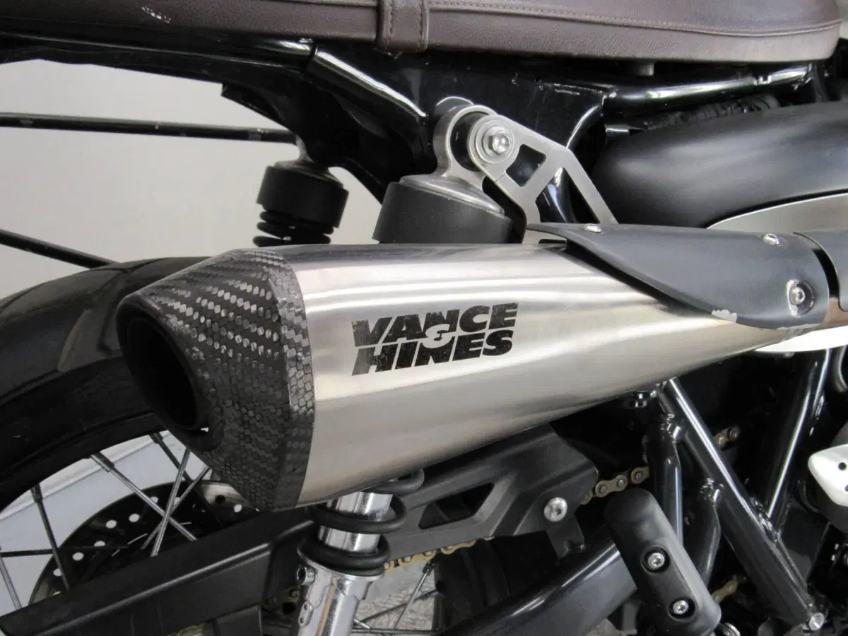 Triumph Street Scrambler 900 (2017 - 18) (11)