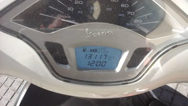 Vespa Primavera 50 4T (2014 - 17) (4)