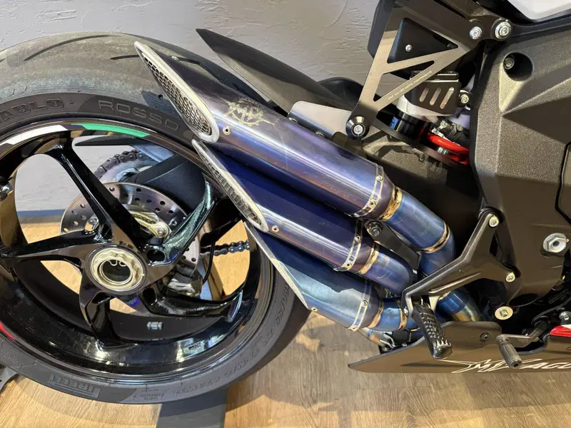 MV Agusta F3 800 RC (2022 - 25) (7)