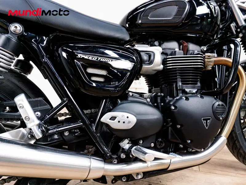 Triumph Speed Twin 900 (2025 - 26) (4)