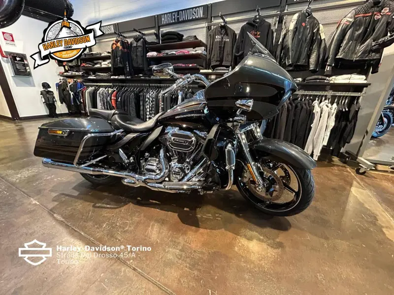 Harley-Davidson 1800 Road Glide Ultra (2014 - 16) - FLTRUSE