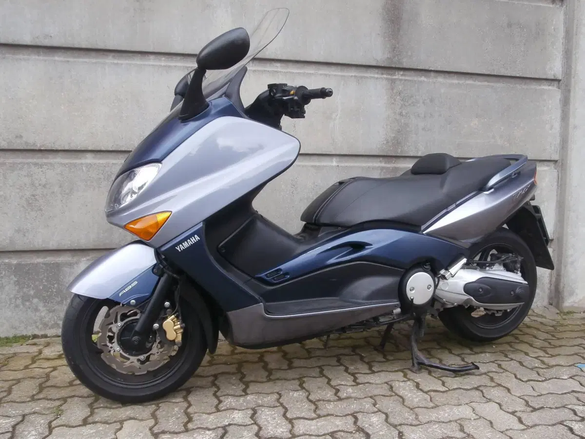 Yamaha T-Max 500 (2004 - 07) (2)