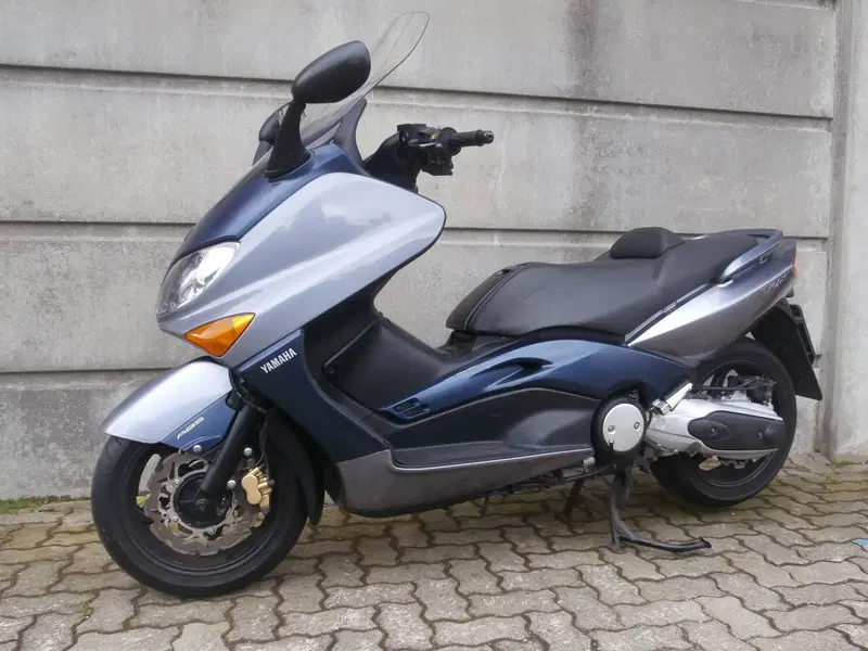 Yamaha T-Max 500 (2004 - 07) (2)