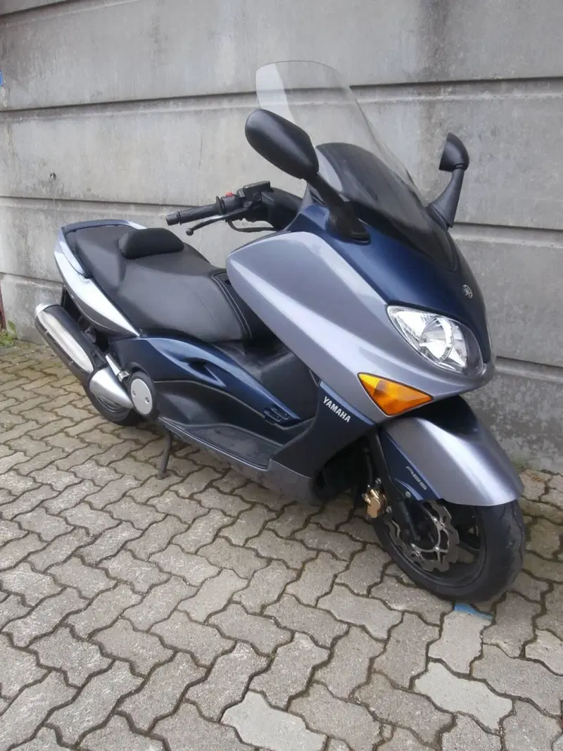 Yamaha T-Max 500 (2004 - 07) (8)