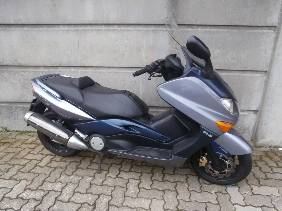 Yamaha T-Max 500 (2004 - 07) (5)