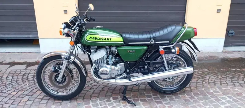 Kawasaki 750 mach 4 H2B (2)