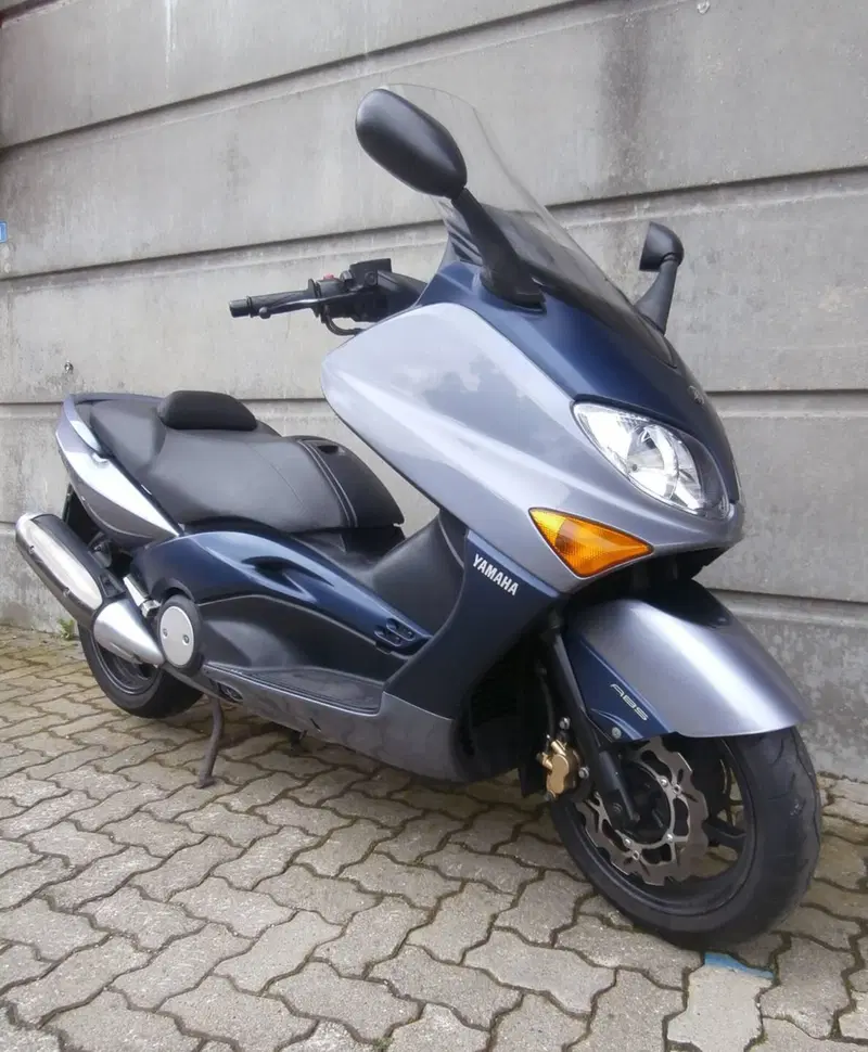 Yamaha T-Max 500 (2004 - 07) (9)