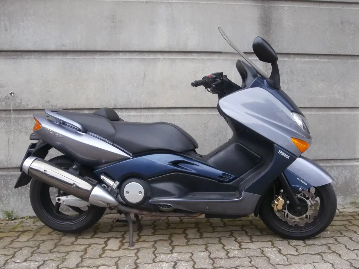 Yamaha T-Max 500 (2004 - 07) (3)
