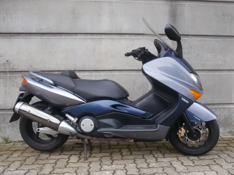 Yamaha T-Max 500 (2004 - 07) (3)