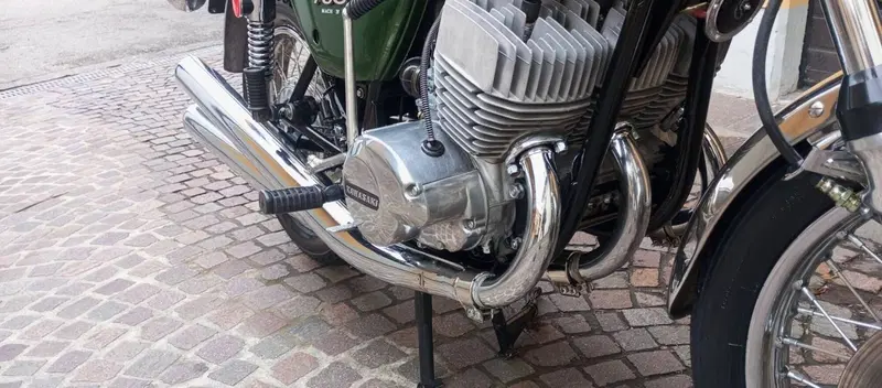 Kawasaki 750 mach 4 H2B (14)