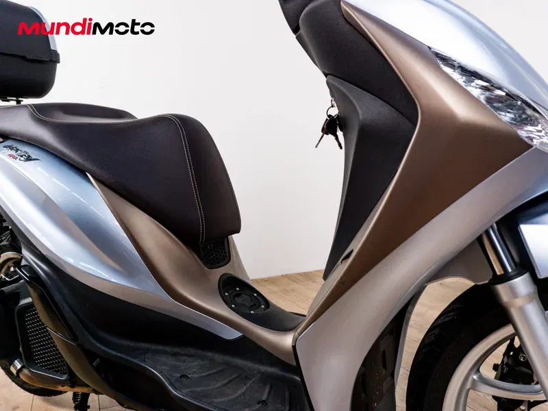 Piaggio Liberty 150 i-get ABS (2016) (5)