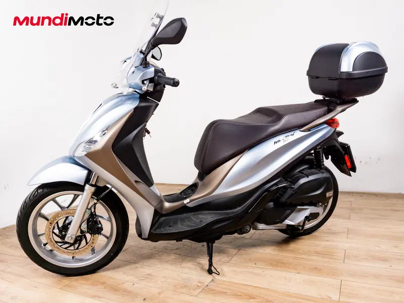 Piaggio Liberty 150 i-get ABS (2016) (8)