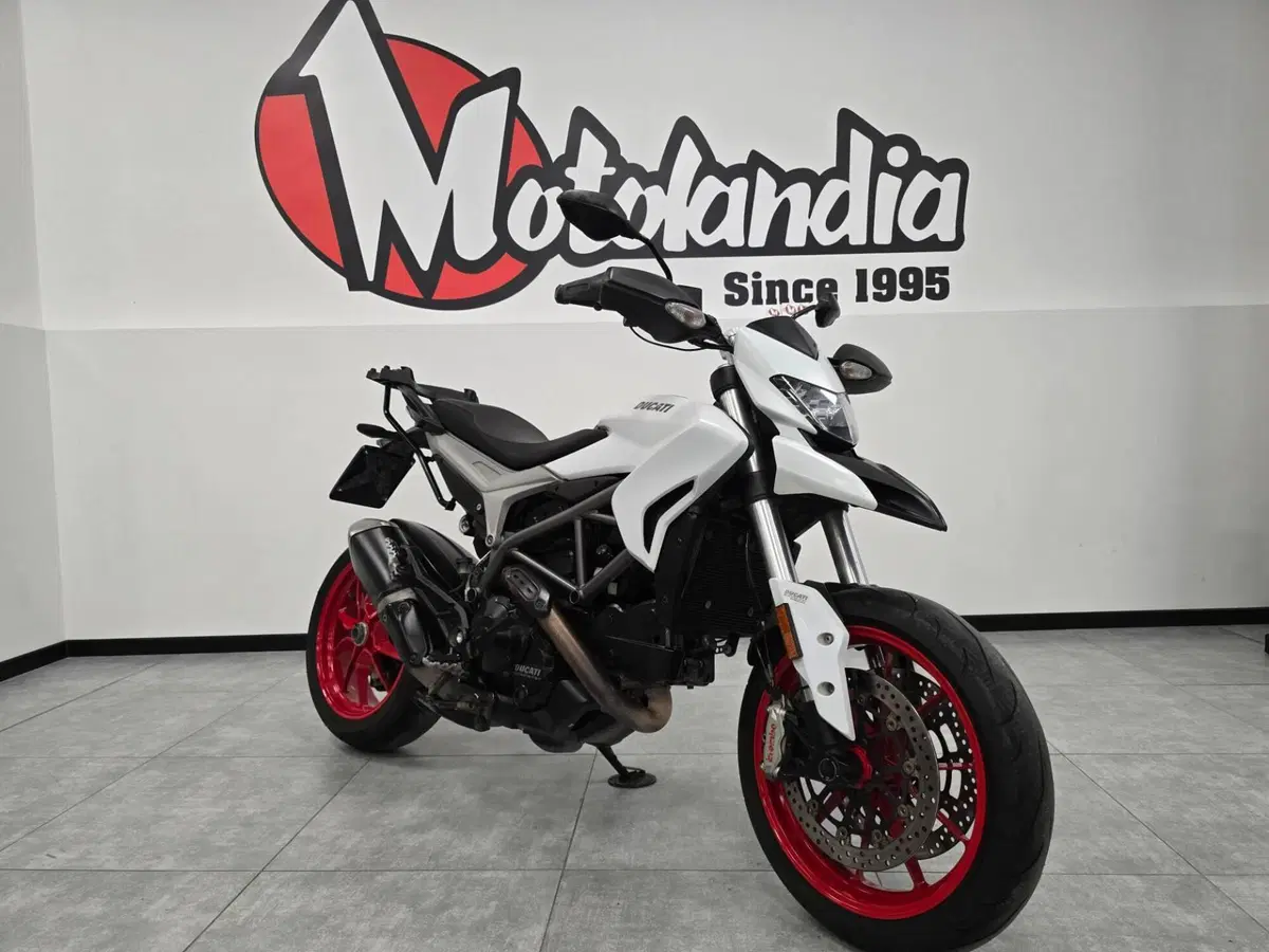 Ducati Hyperstrada 821 (2013 - 15)