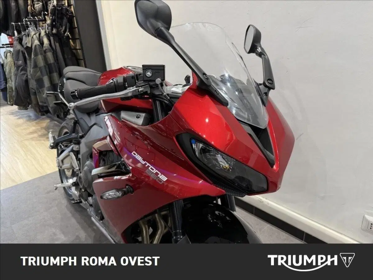 Triumph Daytona 660 (2024 - 26) (12)