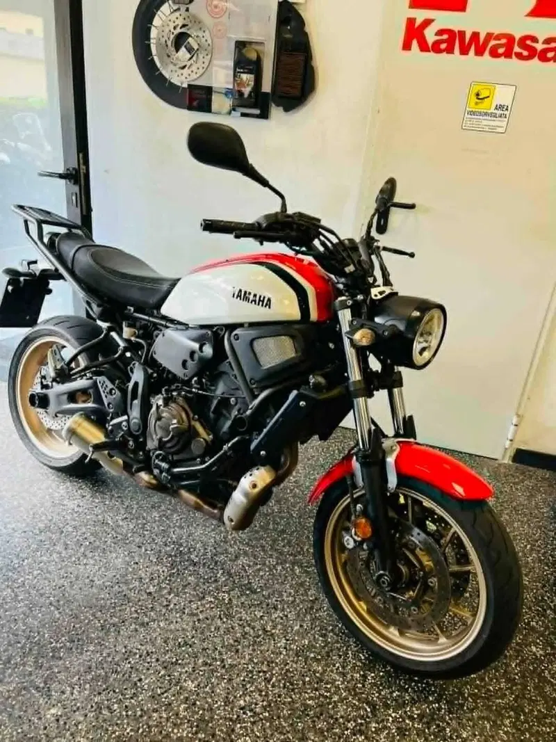 Yamaha XSR 700 (2021)