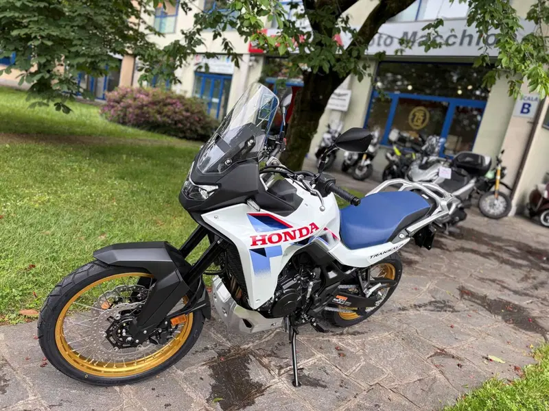 Honda Transalp XL750 (2026) (2)