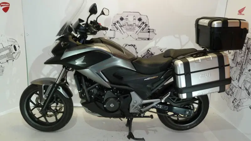 Honda NC 750 X DCT ABS (2014 - 15) (6)